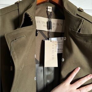 Burberry Brit trench green